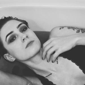 Meet your Posher, Annelise